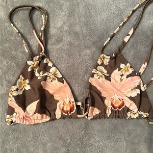 Acacia Swimwear hilo top